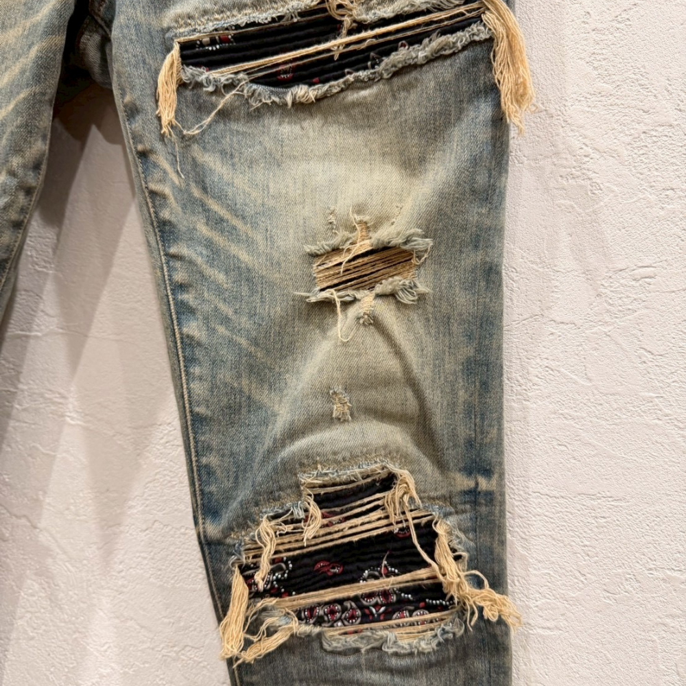 AMIRI ダメージ加工 スキニーデニム ブルー クラッシュデザイン サイズ 32 相当 - 画像 (2)