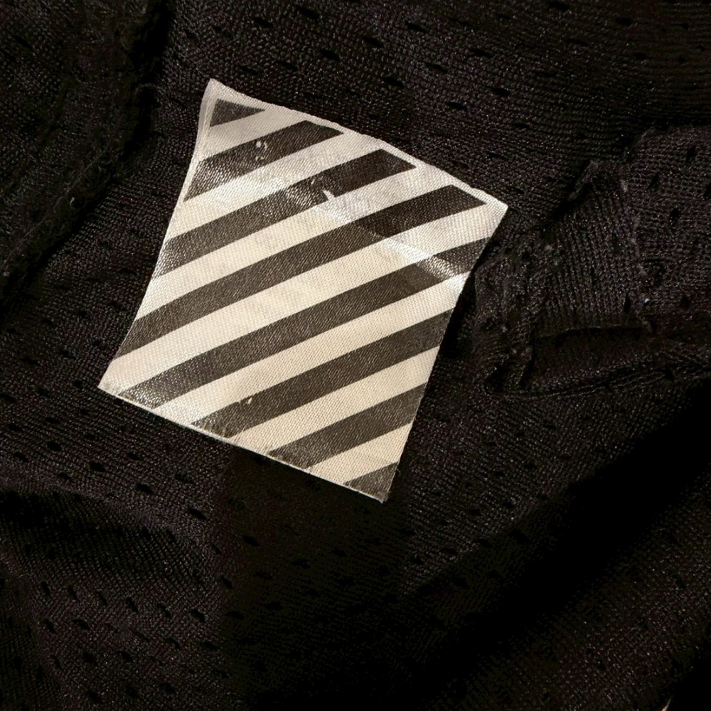 OFF-WHITE メッシュショーツ WHITEプリント ブラック メンズショートパンツ - 画像 (5)