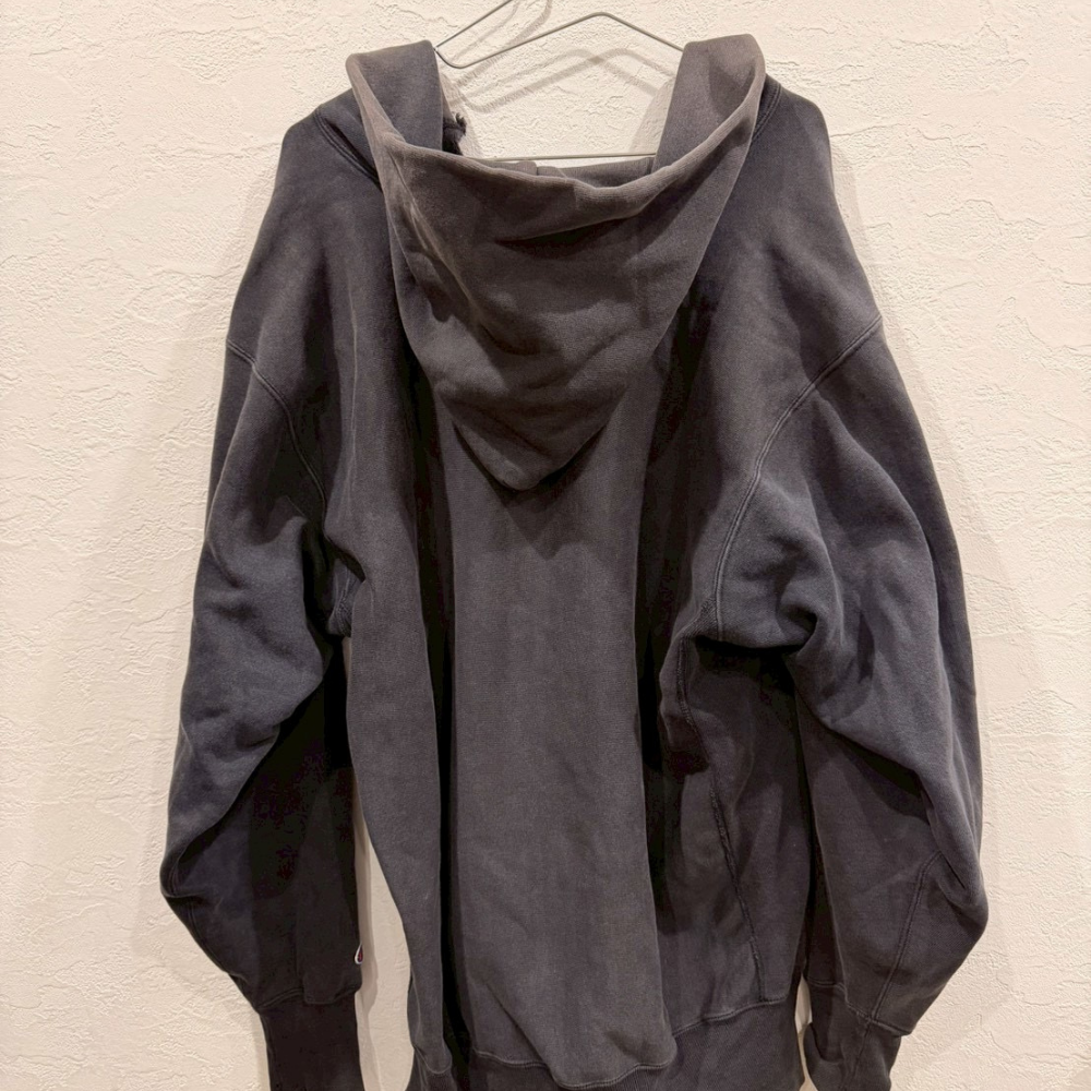 Champion リバースウィーブ フーディ Vガゼット 目あり 刺繍ロゴ グレー Vintage - 画像 (9)