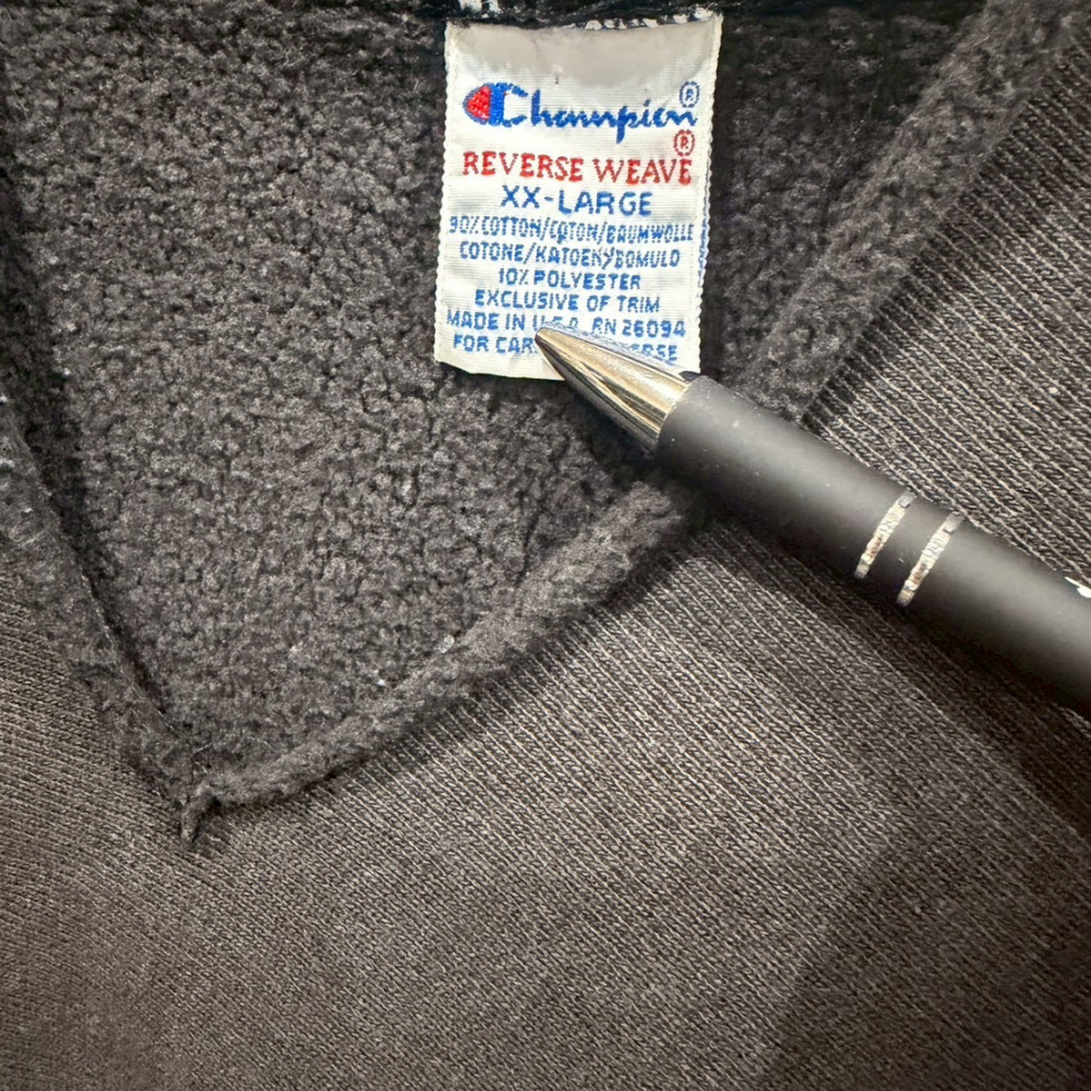 Champion リバースウィーブ フーディ Vガゼット 目あり 刺繍ロゴ グレー Vintage - 画像 (2)