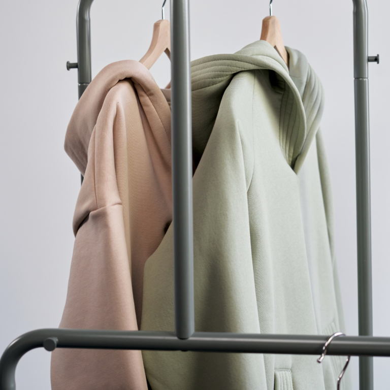 日常に馴染む一着を